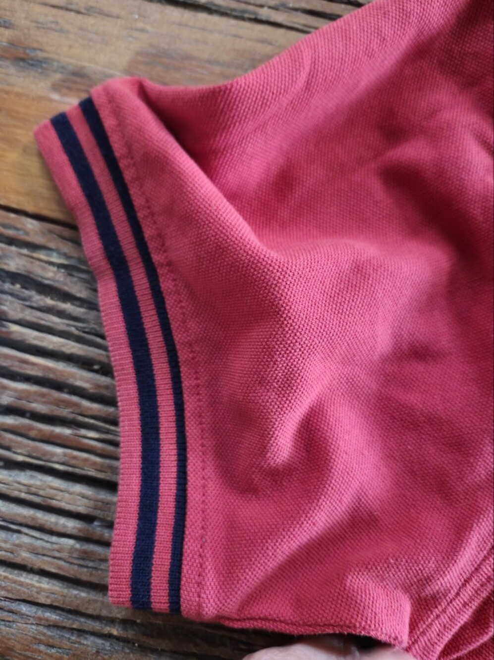 Kid's Red Polo Shirt with Contrast Collar - Indian Sizing - Picture 7 of 9